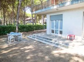 Apartment in pine forest near the beach