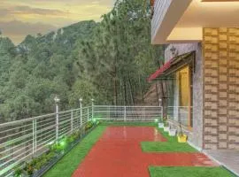The Blissfull Cottage l Jacuzzi I Three-Bedroom Villa l Family Events l Open Air Lawn l Bonfire & BBQ l Kasauli By Exotic Stays