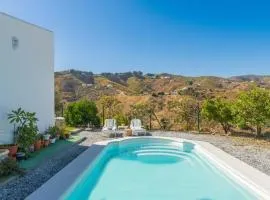 Casa de la Montaña El Borge by Ruralidays