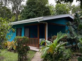 Cabinas Caribe Luna, hotel a Cahuita