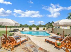 PerquinRanch 5 acres Piscina y estacionamiento privado, hotel in Fulshear