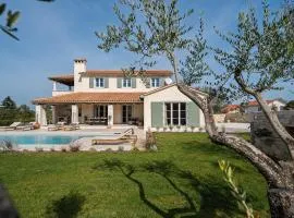 Villa Uva by Istrialux