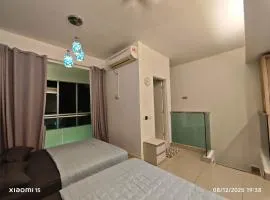 4 to 6 Pax Muji Penthouse Johor Bahru Paradigm UTM