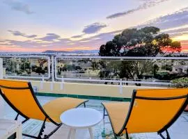 Oasis on the Gulf with a Sea View - Unique Roof Top Condo