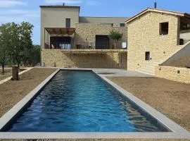 Les lavandes du bersac avec piscine