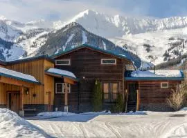 Elk River Estate by Fernie Central Reservations