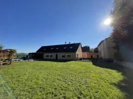 Podkrovní byt nedaleko Klínovce