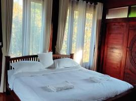 Huan Janto Homestay - Ubekkha, ξενοδοχείο σε Ban Sam Lang