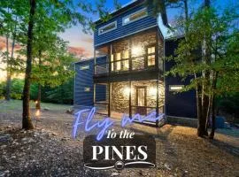 5 Bedroom - Four En-Suite & Bunk Loft w/half bath