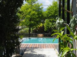 Island Sunrise, hotel in Dongshan