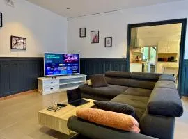 Un jardin au bord de l'eau