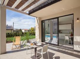 Villa Carlotta, ξενοδοχείο στη Λατζίζε