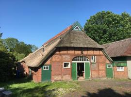 Schöner alter Resthof am Jadebusen، فندق في Reitland