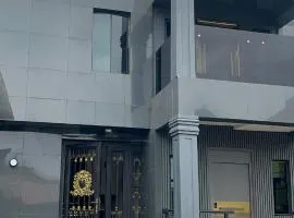 Wii Apartments and Suites