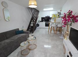 Charmant appartement au Gosier - 37 m² avec terrasse, hôtel à Bas du Fort