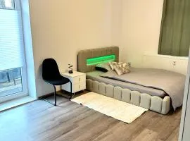 Aparthotel mit Balkon