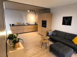 2 bedroom apartment in Hafnarfjörður, hotel in Hafnarfjördur