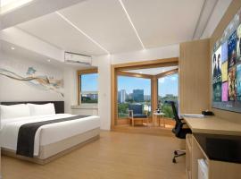 JC Jinchen Lakeview Hotel, hotel in Gutang