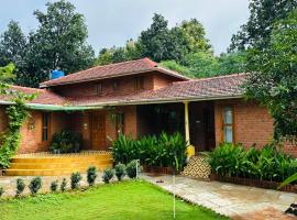 Green Roots Farm Stay, Shahapur, hotel que aceita pets em Khardi