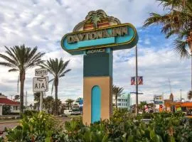 Daytona Harbour Beach Resort 401-Daytona Beach Days