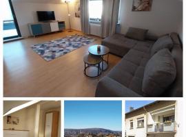 Schräge Nummer in Neheim - Balkon, Wlan & Zentral, Hotel in Neheim-Hüsten