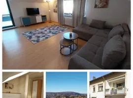 Schräge Nummer in Neheim - Balkon, Wlan & Zentral
