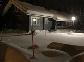 Yllästölli 2 D, Äkäslompolo