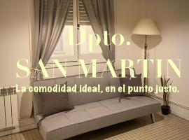 Dpto SAN MARTIN، فندق في أزول