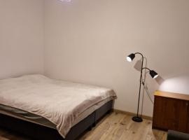 SAWAGO przytulne mieszkanie u Gosi Lekowo Ciechanów, hotel in Lekowo