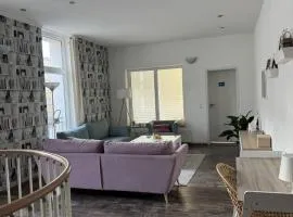 Großes Loft in Duisburg direkt an der U79, nähe Hauptbahnhof