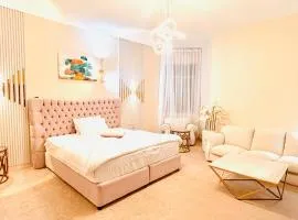 Sea View Holiday Home with Parking