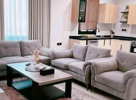 وحده فاخره 3 غرف مع غرفه خادمه بحمام خاص