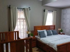 Tunji Homestay، فندق في أروشا