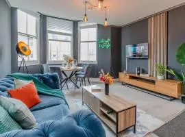 Seaview 3 bedroom Apartment Sleep 8 Guests
