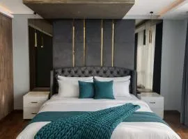 Gold Crest Lahore - Guest Nest Luxury Stays