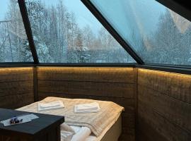 Shaman Village - Resort & Glass Igloos, resort a Rovaniemi