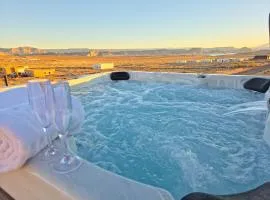 Lake Powell Views, Hot Tub, Game Room, Kayaks