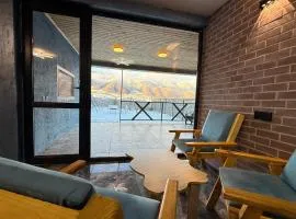 Shahdag Berghoff House