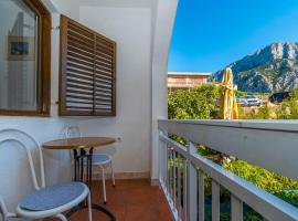 Apartments Biljana, hotel in Gradac