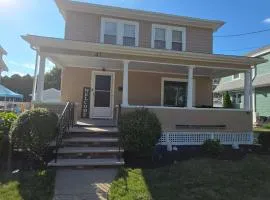 The Fairview - North of Boston Furnished Home