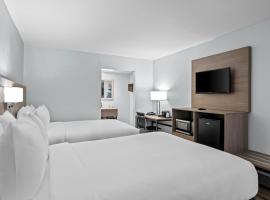 Econo Lodge Daytona Beach - Speedway, cabin in Daytona Beach