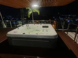 JJJ Homestay-SK One Garden City Residence