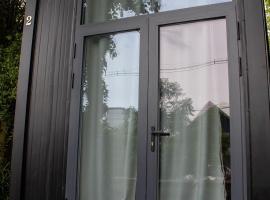 Premium Black 2, hotel in Canela