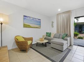 Palm Oasis at Oaks Sanctuary Resort Cable Beach, hotel i Cable Beach