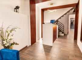 Los Faroles Zona 3, penginapan di Cob&aacute;n