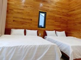 Homestay Hera Mang Den, hotel u gradu Kon Plong