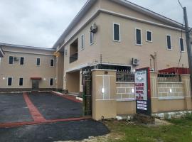 Clear Gates Hotel, hotel a Ekete