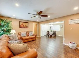 4 Mi to Little Rock River Market! Family Getaway