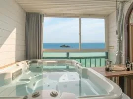 Ganghwa Nakjogaboineun spa Pension