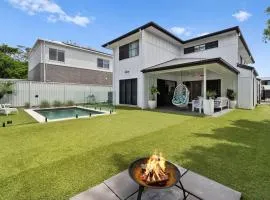 Holiday Haven on Spoonbill Pet Friendly with Pool